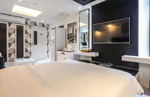 Chorye Hotel | Eco-Friendly Comfort at Suncheon Ivy with Hot Tub & Breakfast