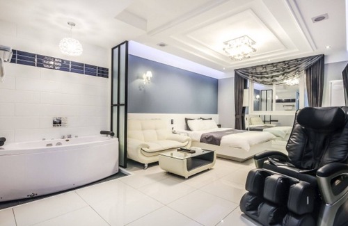 Suncheon Hotel | Eco-Friendly Comfort at Suncheon S Self Check-in Motel