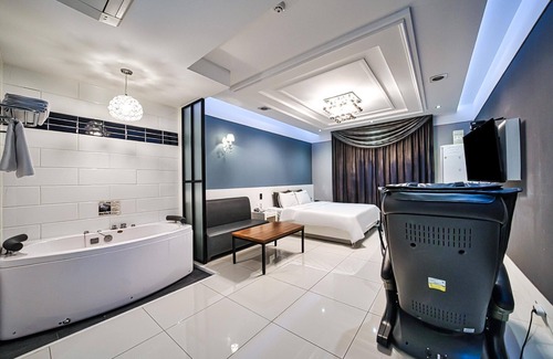 Suncheon Hotel | Eco-Friendly Comfort at Suncheon S Self Check-in Motel