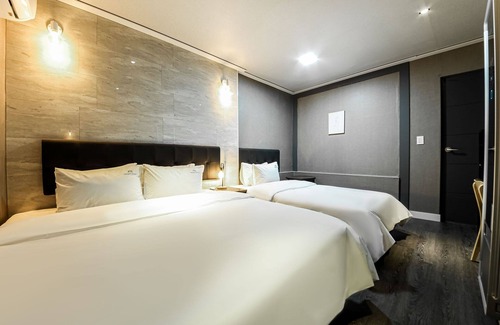 Saengmok Hotel | Eco-Friendly Stay at Suncheon Sloth Hotel with Breakfast