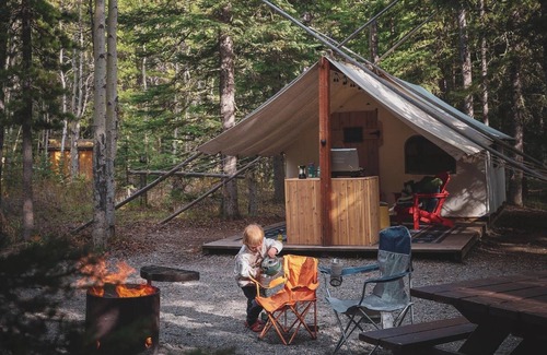 Kananaskis RV Rental | Pet-Friendly Sundance By Basecamp: Family and Breakfast Perks