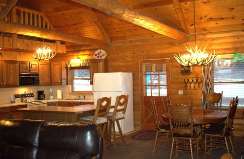 Fremont House | Unforgettable Sundance Hideout: Child-Friendly Retreat