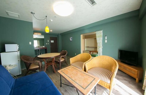 Hakone Hotel | Pet-Friendly Sundance Resort Hakone: Breakfast & Hot Tub