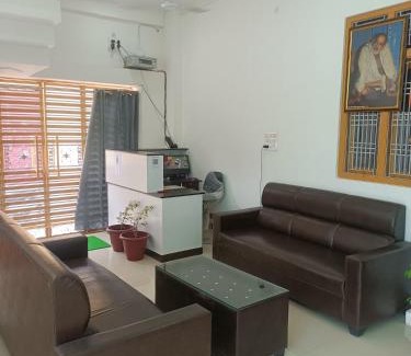 Haraiya House | Child-Friendly Sundaram Guest House - Rated 10/10 by Guests