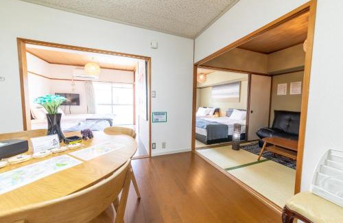 Naka Ward Apartment | Tranquil Sunday Peace Room 中島 #24 with Hot Tub Access