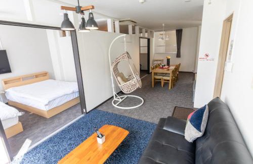 Hiroshima City Centre Apartment | Relax in the Peace Room at SUNDAY猿猴橋 #27 - 8.3/10 Rated