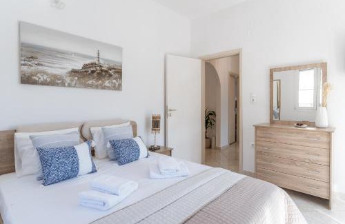 Fofola House | Sunday's Seascape: Family-Friendly Stay with Breakfast & 9.8 Rating