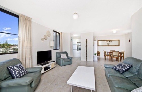 Port Macquarie Apartment | Prime Location & Scenic Views with Family-Friendly Amenities