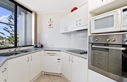 Port Macquarie Apartment | Prime Location & Scenic Views with Family-Friendly Amenities