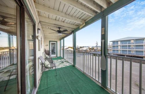 Gulf Shores Apartment | Premier Sundial A2: Top-Rated Stay with Pool Access