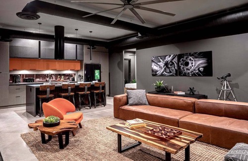 Panorama Heights House | Experience Sundial by Fieldtrip: Hot Tub & Mountain Views