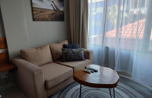 Sommerschield House | Discover Sundown Guest House: 4-Star Stay with Breakfast & More
