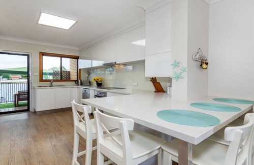 Bongaree Apartment | Delightful Waterfront Escape Where Ocean Meets Comfort
