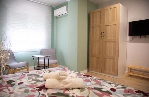 Tarragona Apartment | Oceanfront Sunflower Apartment with Exceptional 10/10 Rating