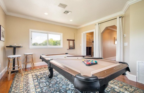 Pompano Beach House | Sunflower by AvantStay: Poolside Relaxation & Outdoor Fun