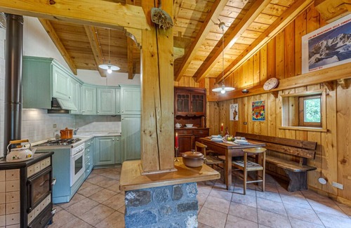 Courmayeur Cottage | Serene Sunflower Chalet – Val Veny with Spa & Family Amenities