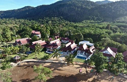 Ko Chang Villa | Cozy Sunflower Villas: Pet-Friendly with Ocean Views