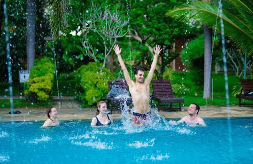 Habarana Resort | Relaxing Escape at Sungreen Resort with Oceanfront Views
