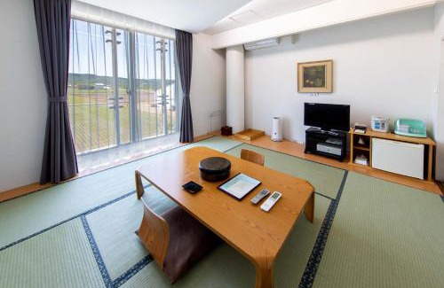Shintotsukawa Hotel | Discover Sunhills Sarai with Complimentary Breakfast Included
