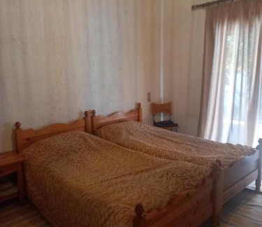 Kato Assos House | Pet-Friendly Sunhouse Vrachati: Rated 9/10 for Families