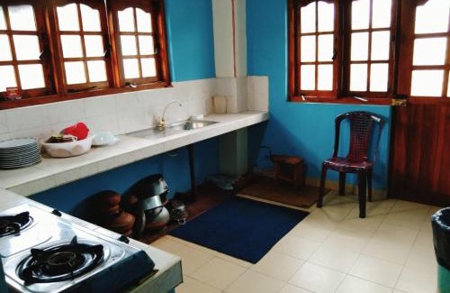 Anuradhapura Hotel | Family-Friendly Sunila Rest in Anuradhapura with Breakfast