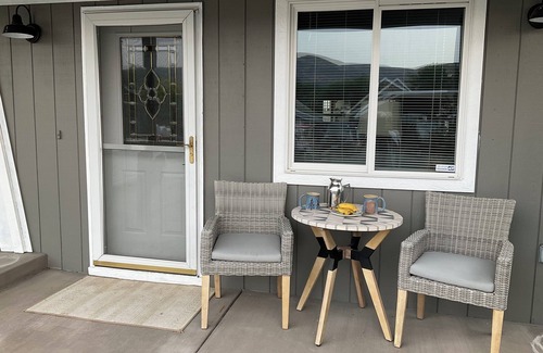 Sunland Estates House | Experience Funland at the Grizzly Bear Barn - Ocean Views!
