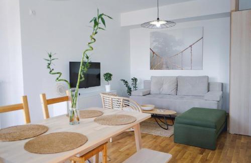 Centar Apartment | Bright and Inviting Sunlight Apartment with Breakfast Included