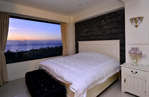 Chenggong House | Experience the Beauty of Sunlight Gallery Landscape Hotel