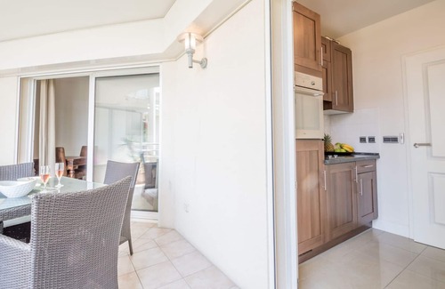 La Bocca Apartment | Seafront Apartment KAHLUA with Pool & Ocean Views