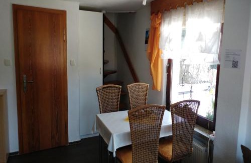 Altenfeld House | Relaxing Holiday Home in Altenfeld with Private Pool