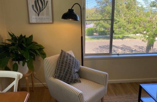 Tamworth Apartment | Sunlit Serenity in East Tamworth