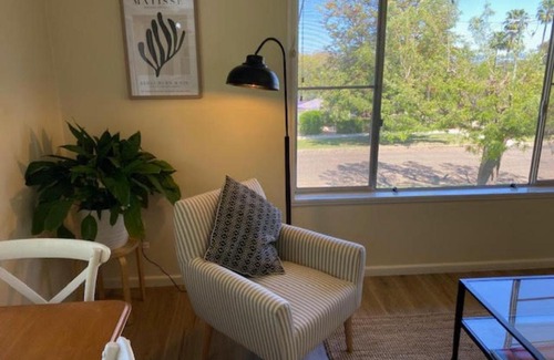 Tamworth Apartment | Sunlit Serenity in East Tamworth