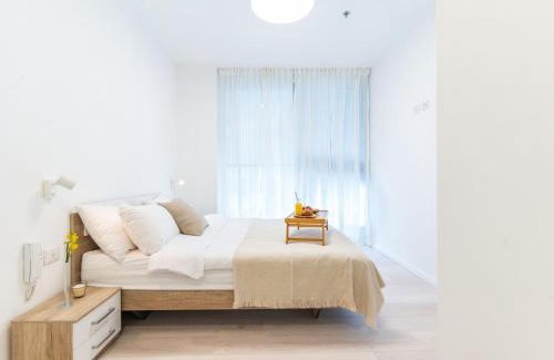 Tel Aviv Apartment | Stylish Apartment in Prime Tel Aviv Location by Sea N' Rent
