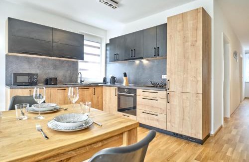 Oeblarn Apartment | Pet-Friendly Sunlodge Oeblarn: Family Retreat in Schladming