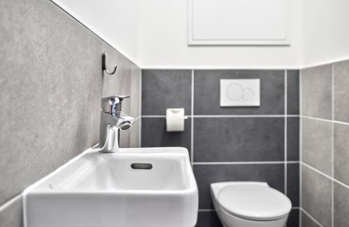 Oeblarn Apartment | Pet-Friendly Sunlodge Oeblarn: Family Retreat in Schladming