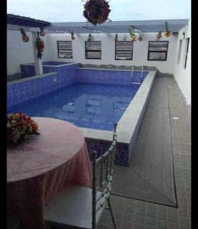 Calamba Apartment | Budget-Friendly Sunmiles Condominium with Pool & Breakfast