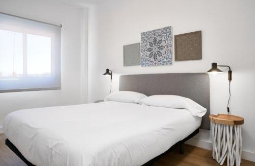 San Roque Apartment | Discover SUNN Amador de los Ríos: Family-Friendly Oasis