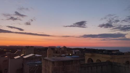 Nadur House | Relax at Bed and Breakfast "Selena" with Pool & Ocean View