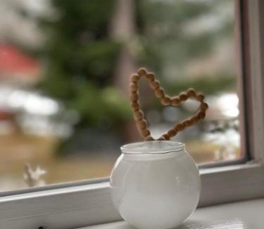 Sunnemo Apartment | Pet-Friendly Sunnemoslantliv B&B with Breakfast & Dining