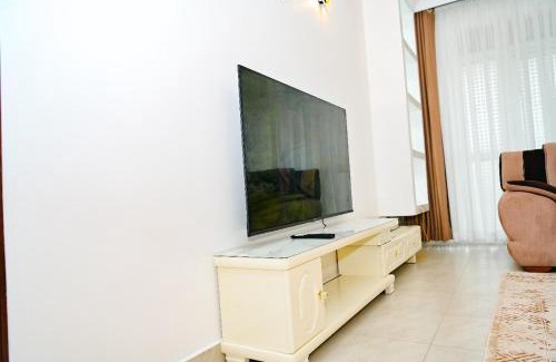 Thompson Estate Apartment | Sunninghills Apartments