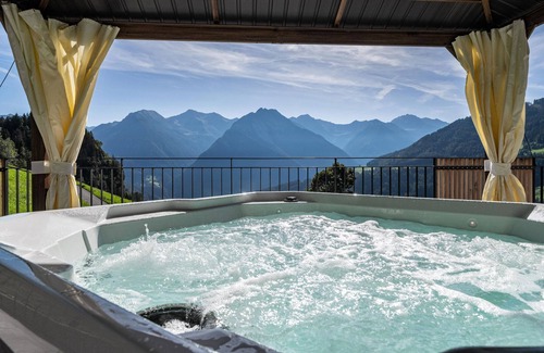 Moso in Passiria Apartment | Experience Sunnseitn Lodge Apt with Spa and Panoramic Views