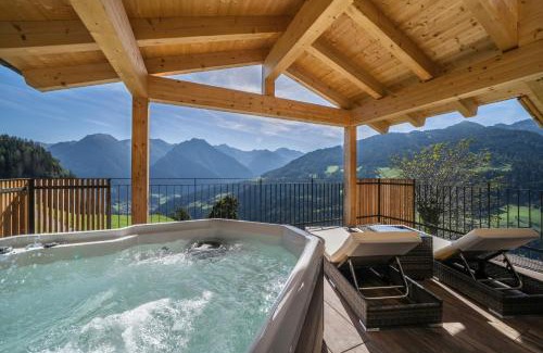 Moso in Passiria Apartment | Mountain Retreat at Sunnseitn Lodge: Top-Rated Suite & Hot Tub