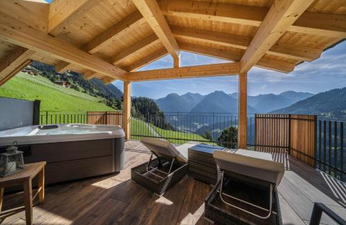 Moso in Passiria Apartment | Mountain Retreat at Sunnseitn Lodge: Top-Rated Suite & Hot Tub