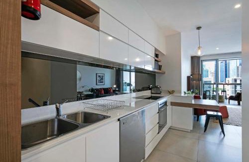 South Brisbane Apartment | Bright 4-Star Retreat with Pool in South Brisbane
