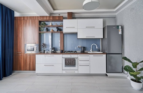 Chisinau Apartment | Sunny 1BR on Rîșcanu – Parks & Buses Steps Away
