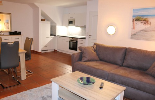 Kreptitz Apartment | Relaxing Oceanfront Oasis with Terrace - Rugana Ferienanlage