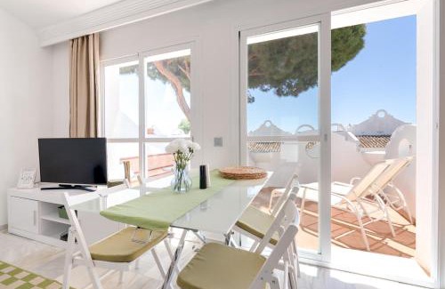 Urbanizacion Hacienda las Chapas Apartment | Sunny 2BR Resort Retreat with Pools, Restaurant & Gym