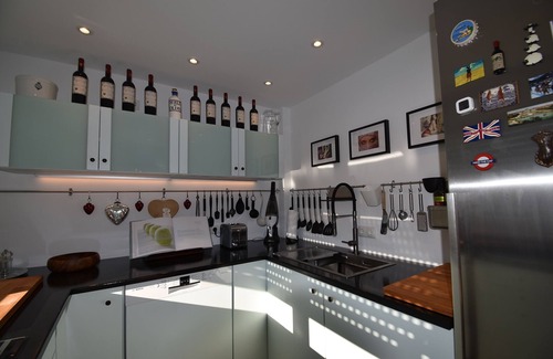 Eriskirch Apartment | Sunny 4-room garden apartment with pool near the lake for up to 6 people