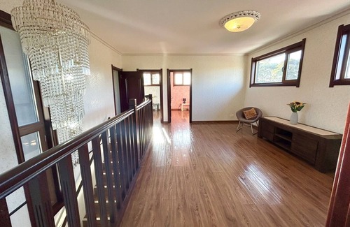 Ryde House | Air-Conditioned 4BDR Home in Ryde - Pet Friendly & Convenient