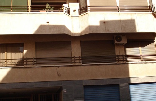 Santa Pola Apartment | Cozy Apartment with Sea View and Convenient Amenities